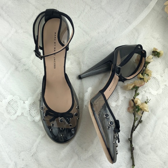 Marc by Marc Jacobs Clear Plastic Sudded Toe Heels - Picture 4 of 6